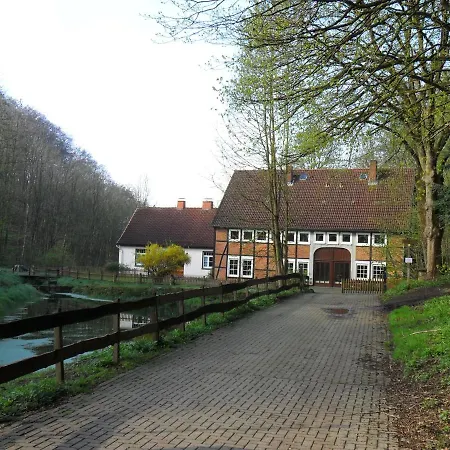 Höllenmühle At The Mill Pond Frühstückspension